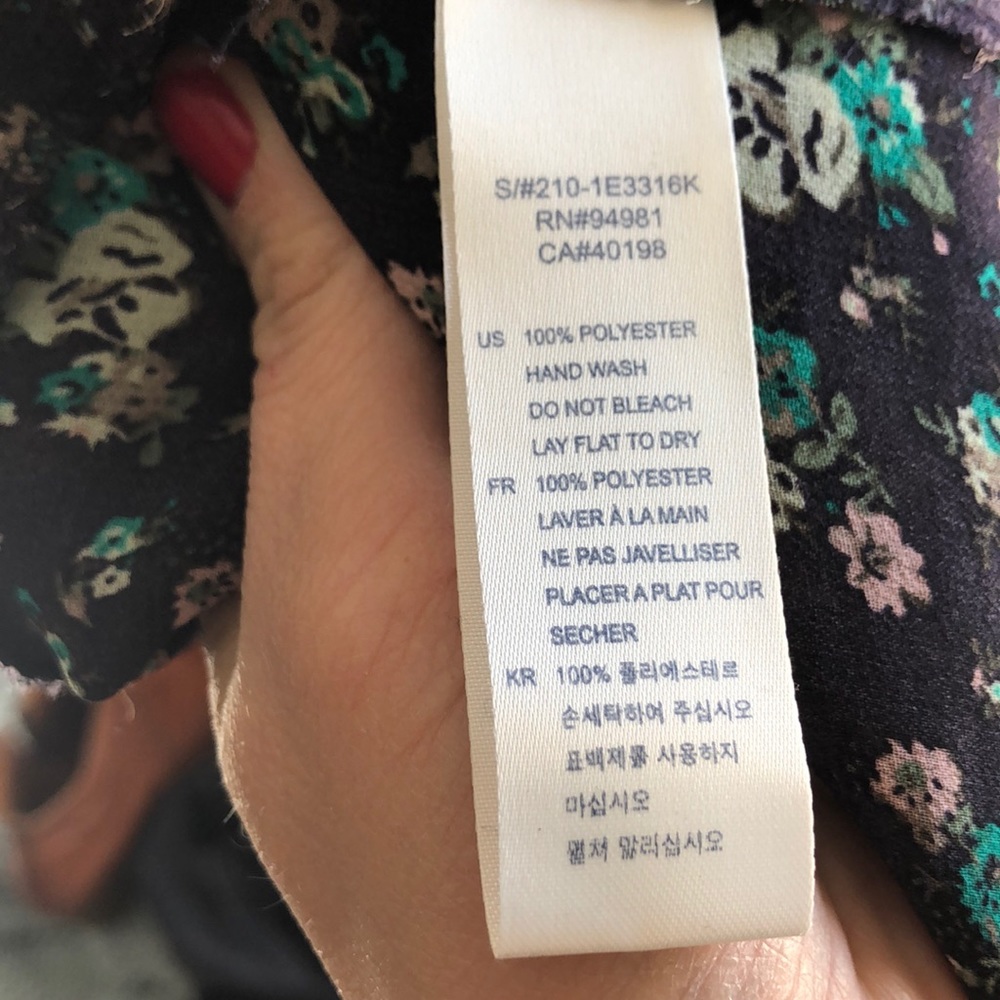 Floral button down - Picture 7 of 7